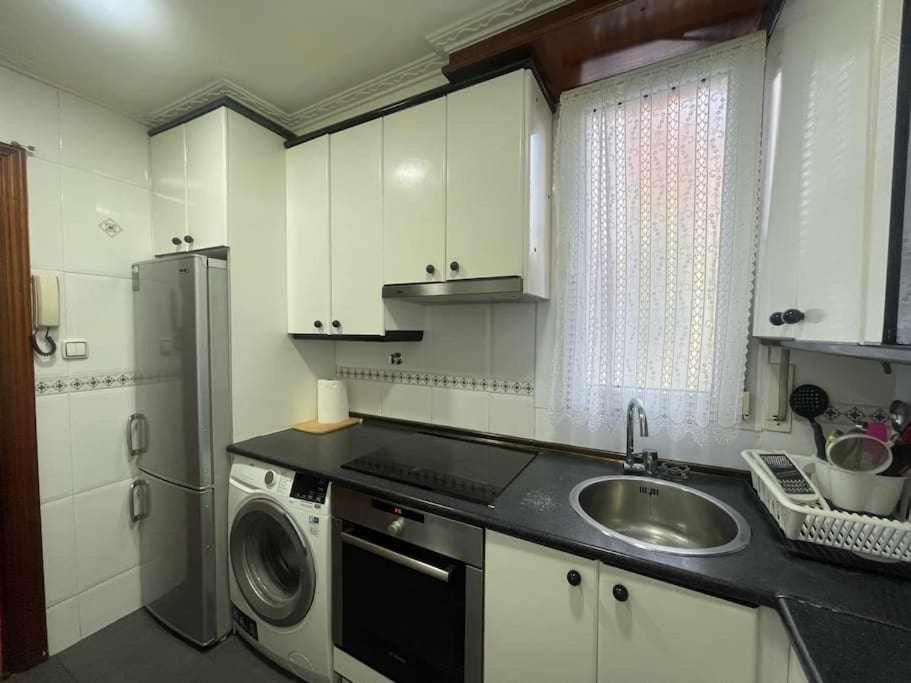 Goiz Etxea Acogedor Piso En La Parte Antigua Apartment Bermeo Luaran gambar
